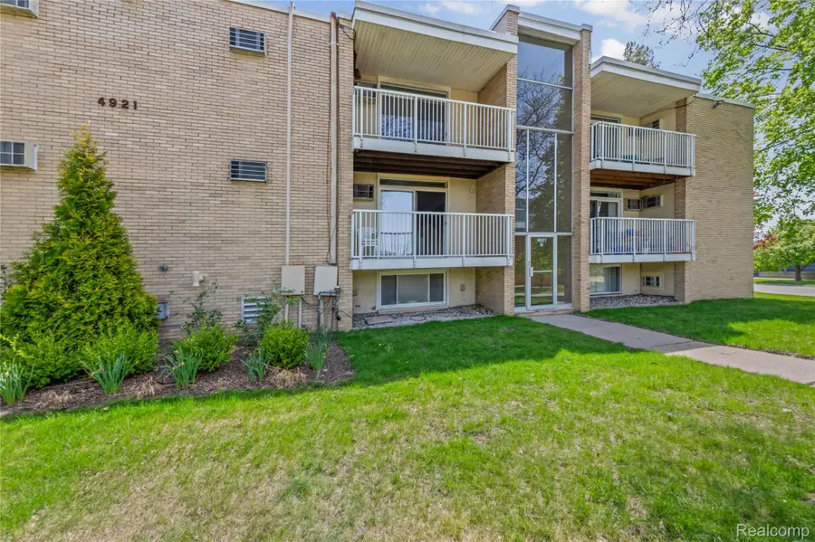 4921 Crooks Road #N10, Royal Oak, MI 48073 - #2