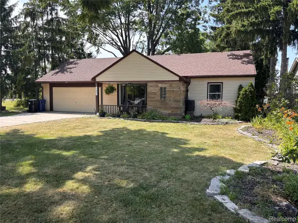 11655 San Jose Avenue, Redford, MI 48239