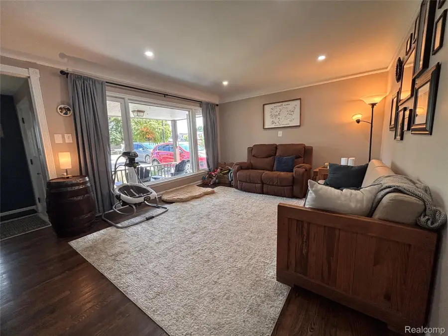 11655 San Jose Avenue, Redford, MI 48239 - #3