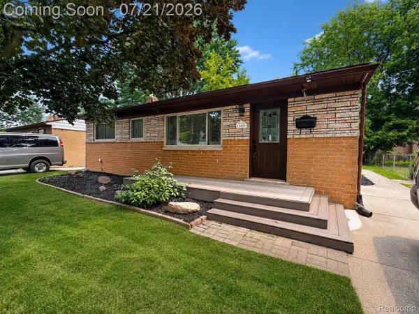 33424 Cheryl Street S, ClintonTownship, MI 48035