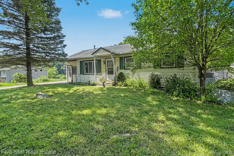 14506 Eddy Lake Road, Fenton, MI 48430 - #3