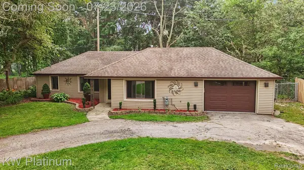 4885 Lakeshore Road, FortGratiot, MI 48059
