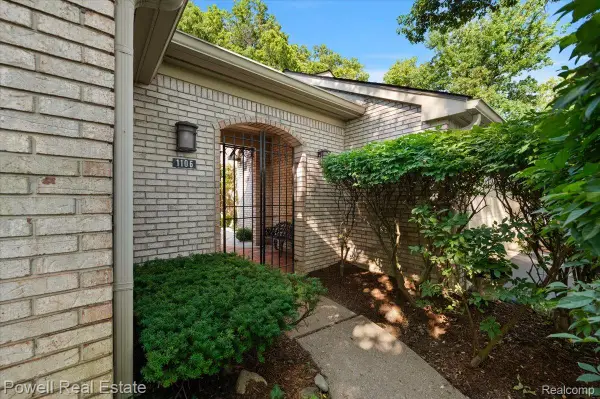1106 Timberview Trail, BloomfieldHills, MI 48304