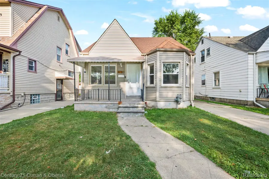 7910 Orchard Avenue, Dearborn, MI 48126 - #2