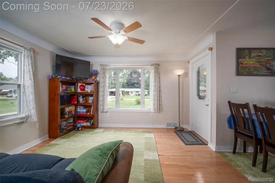 829 Francis Street, Rochester Hills, MI 48307 - #2