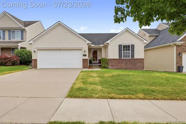 4098 Ash Tree Lane, Howell, MI 48843