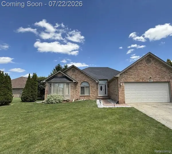48842 Penrose Lane, Macomb, MI 48044