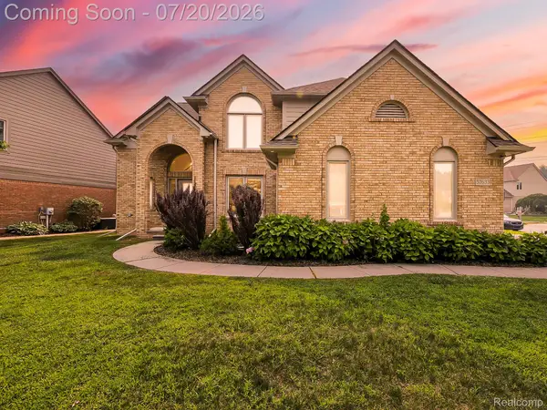 57633 Yorkshire Drive, Washington, MI 48094