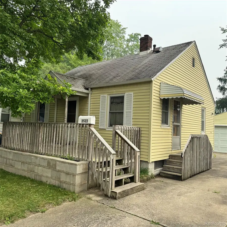 2522 Deindorfer Street, Saginaw, MI 48602 - #3