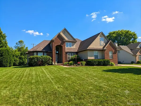 7157 Westminster Circle, GrandBlanc, MI 48439