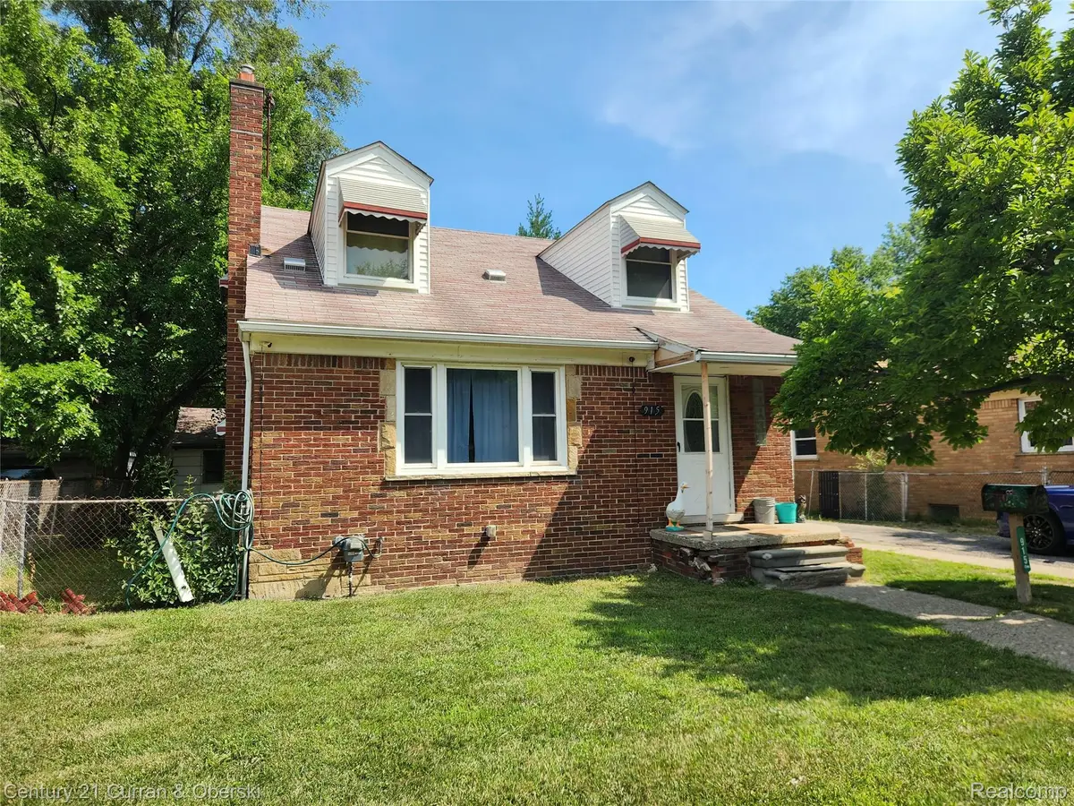 915 E 14 Mile Road, Clawson, MI 48017 - #1