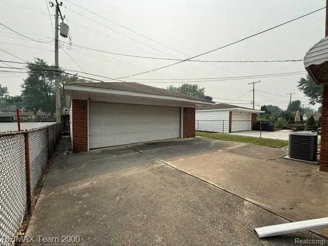 15195 Russell Avenue, Allen Park, MI 48101 - #3
