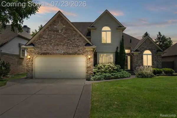 19550 Shorecrest Drive, ClintonTownship, MI 48038
