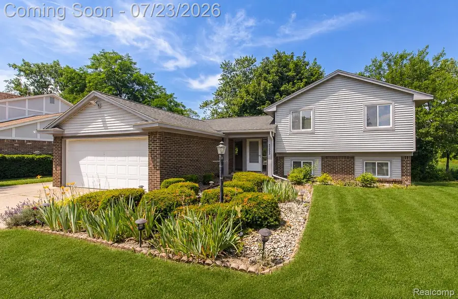 5235 Timber Ridge Trail, Clarkston, MI 48346 - #2