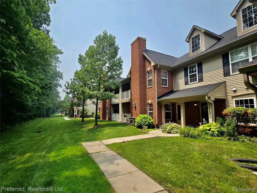 47865 Cardiff Avenue, Canton, MI 48188 - #2