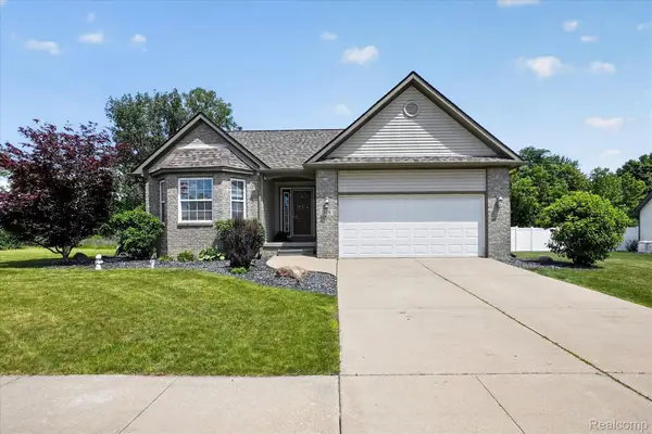 319 Pauline Pass, Linden, MI 48451