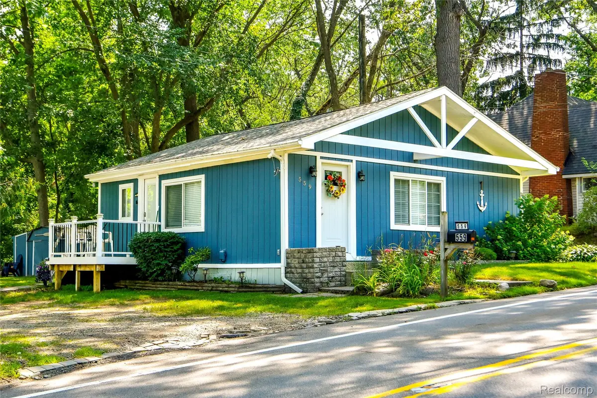 559 Heights Road, Orion, MI 48362 - #1