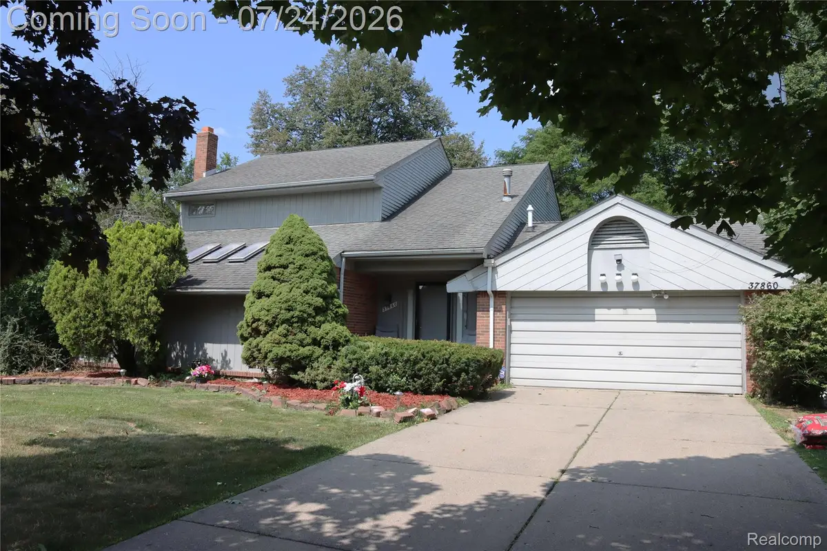 37860 Thames Drive, Farmington Hills, MI 48331 - #1