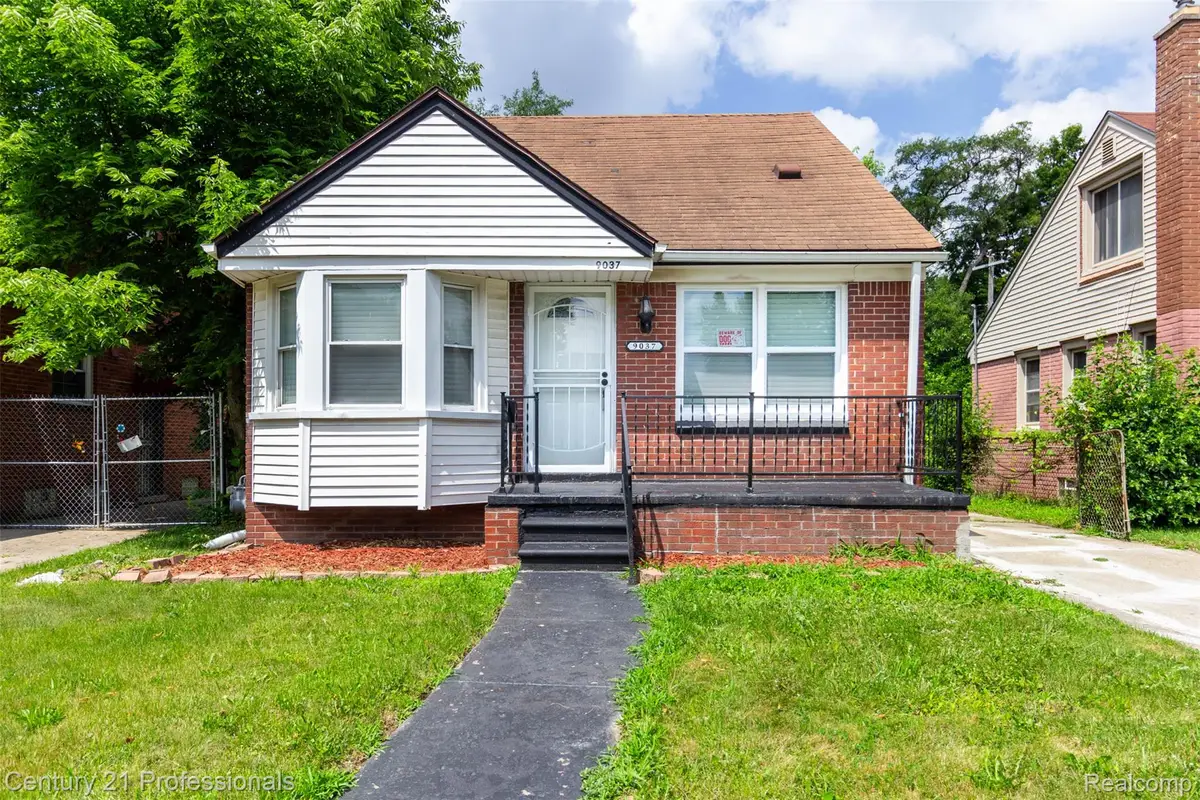 9037 Longacre Street, Detroit, MI 48228 - #1