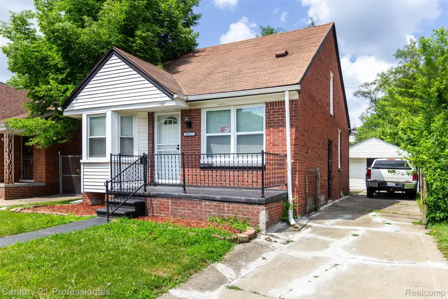 9037 Longacre Street, Detroit, MI 48228 - #2