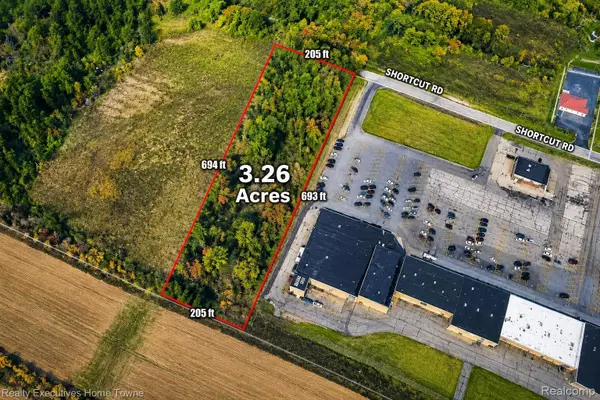 9693 Short Cut Ville, MarineCity, MI 48039