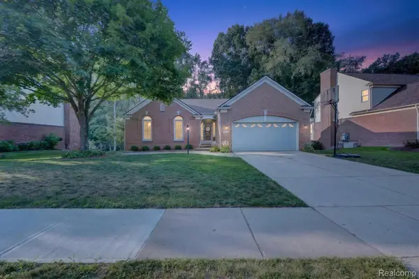 3712 Seney Drive, LakeOrion, MI 48360