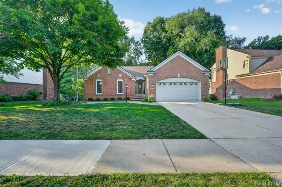 3712 Seney Drive, Orion, MI 48360 - #2