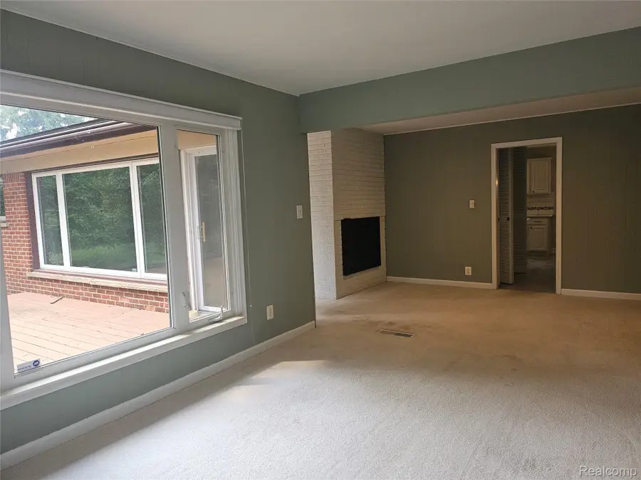 7171 Merrybrook Street, West Bloomfield, MI 48322 - #2