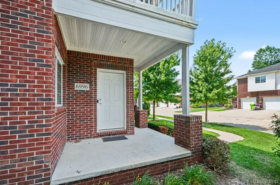 6996 Boulder Pointe Drive, Washington, MI 48094 - #3