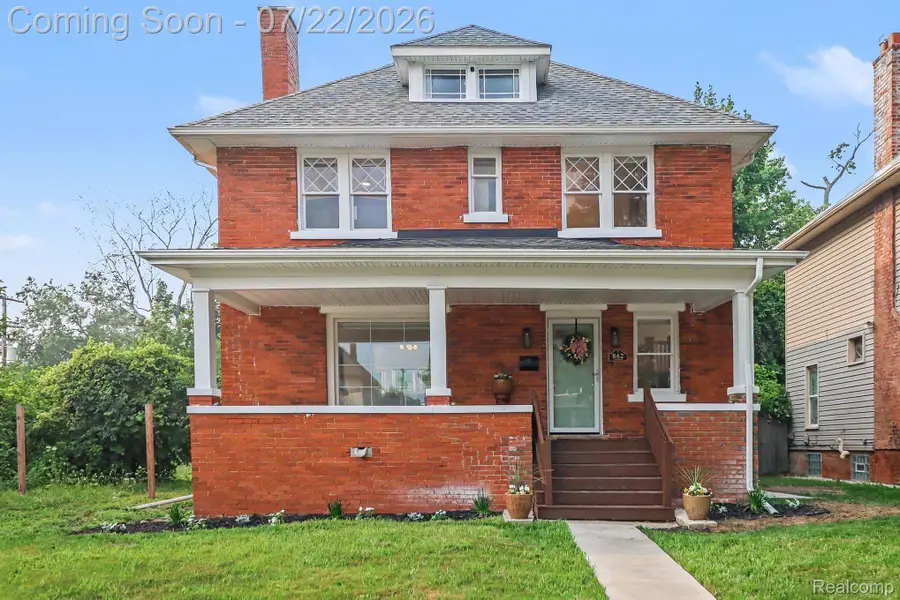 862 Atkinson Street, Detroit, MI 48202 - #2