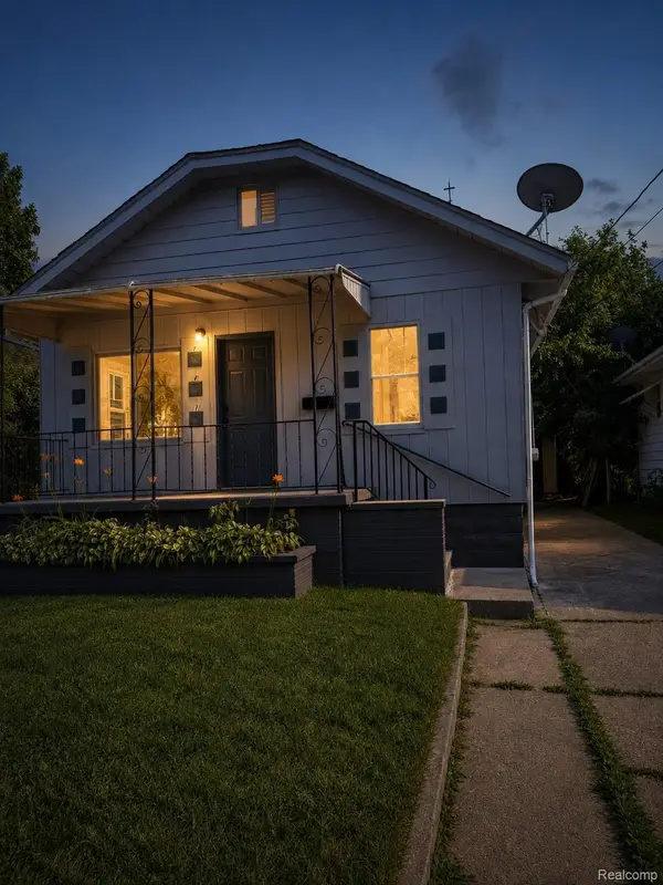 741 Freeman Avenue, Flint, MI 48507