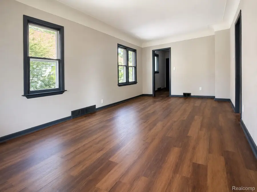 741 Freeman Avenue, Flint, MI 48507 - #3