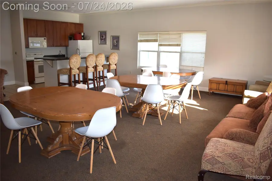 1870 Axtell Drive #6, Troy, MI 48084 - #2