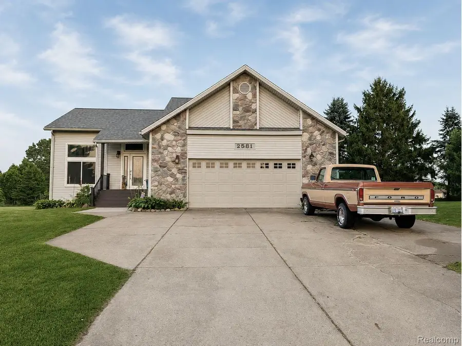 2581 Amy Court, Oxford, MI 48371 - #2