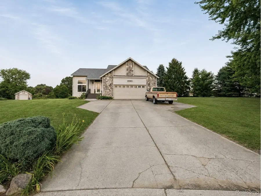 2581 Amy Court, Oxford, MI 48371 - #3