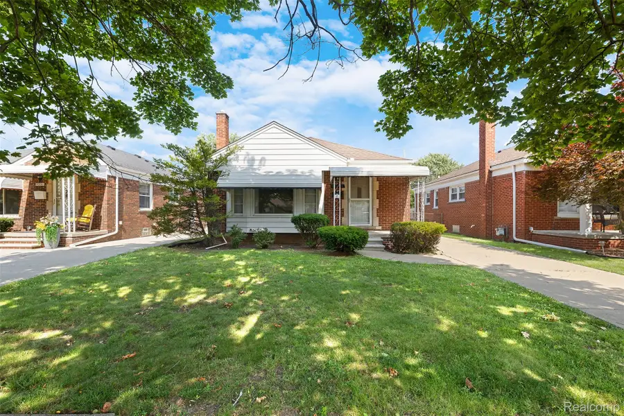 9929 Carter Avenue, Allen Park, MI 48101 - #3