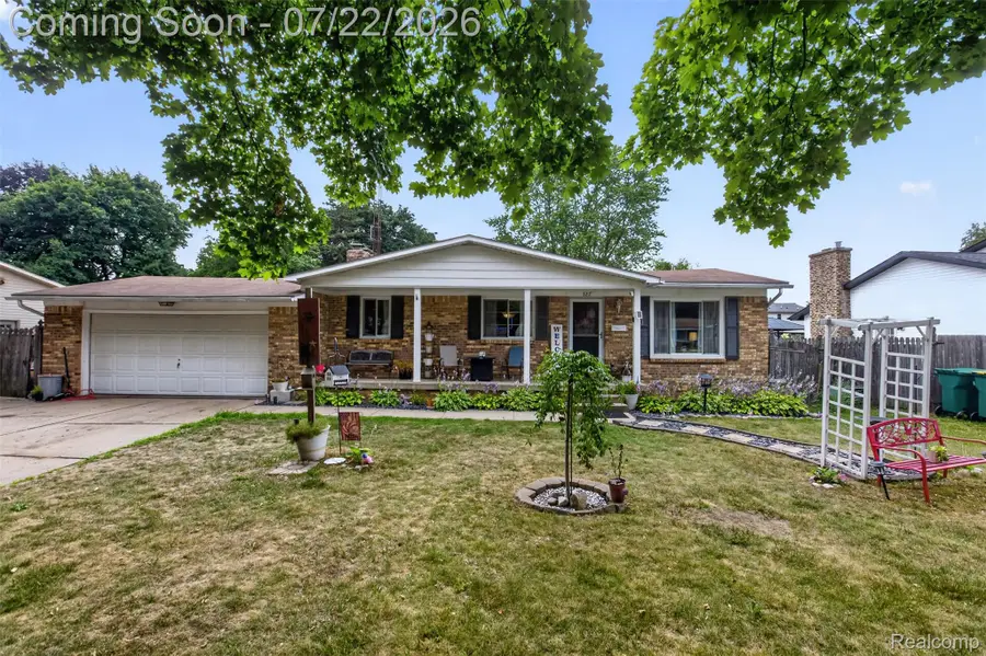 527 Leland Street, Flushing, MI 48433 - #3