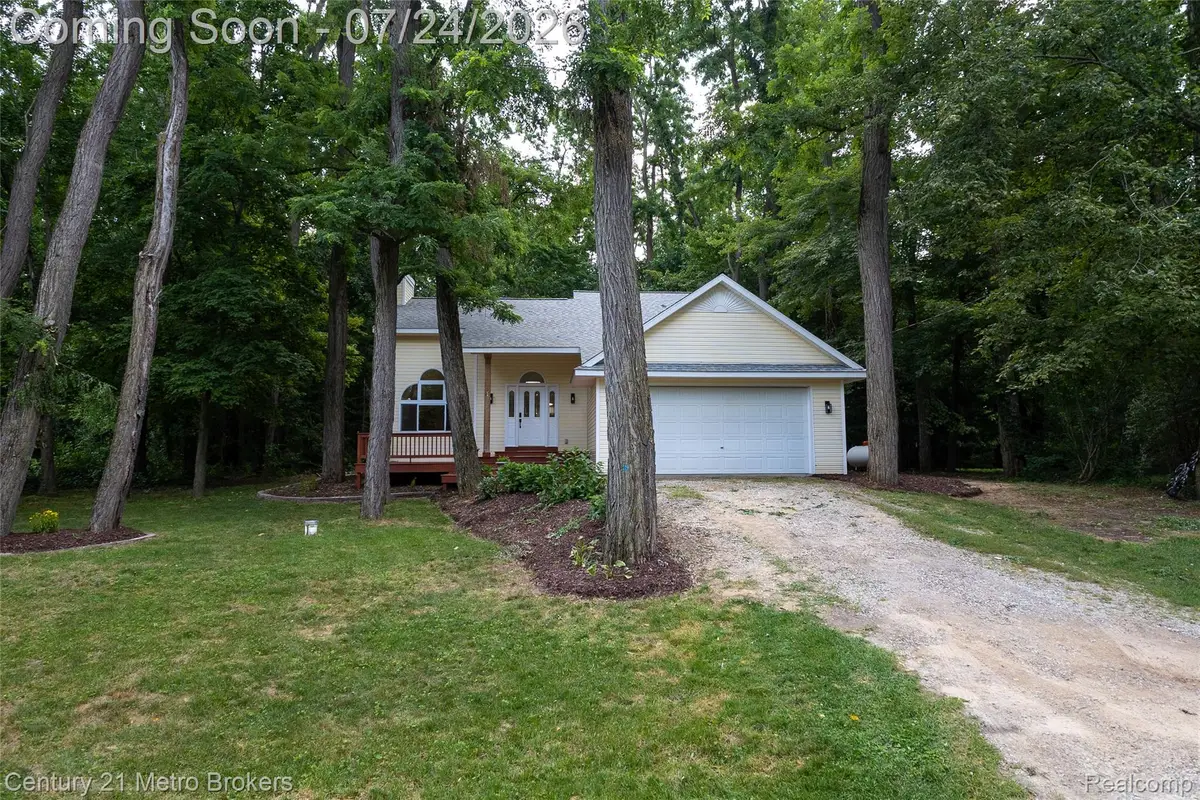 15117 Locust Grove Drive, Byron, MI 48418 - #1