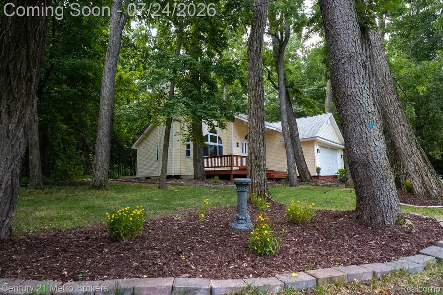 15117 Locust Grove Drive, Byron, MI 48418 - #3