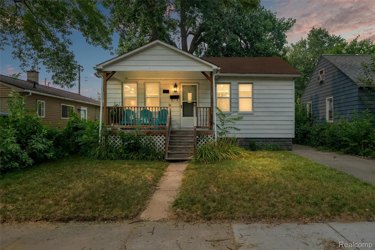 516 Orchard Avenue, Hazel Park, MI 48030 - #1