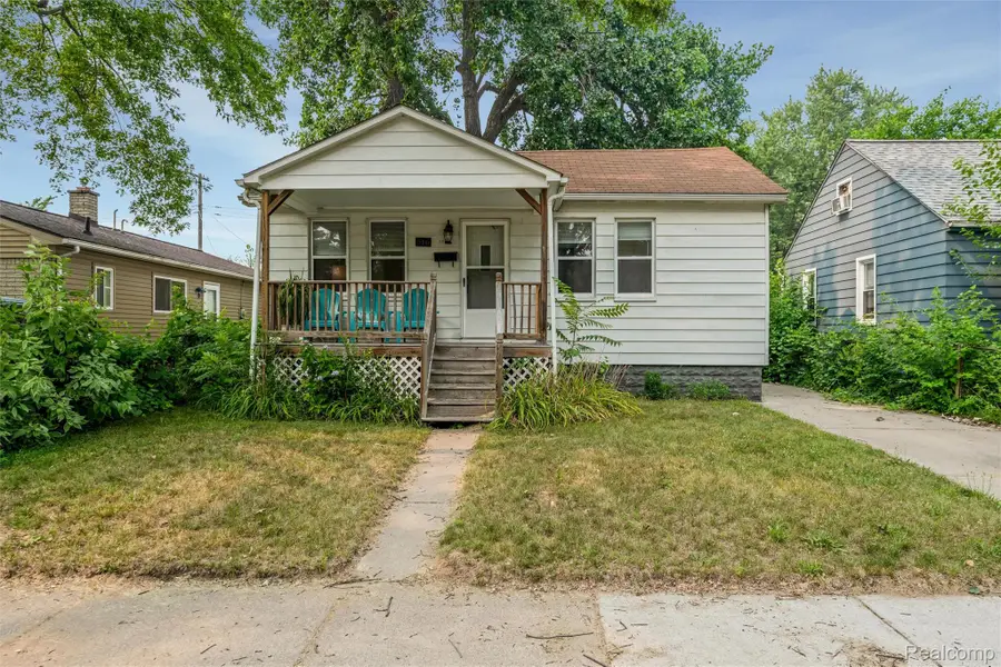 516 Orchard Avenue, Hazel Park, MI 48030 - #2
