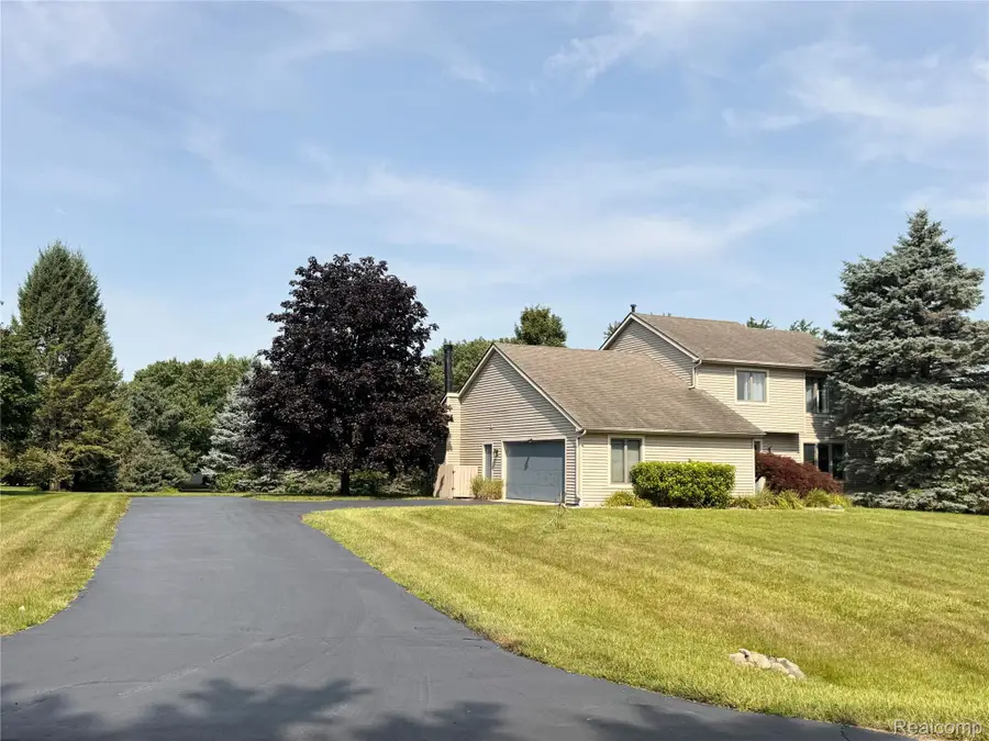 2132 Maple Creek Circle, Ann Arbor, MI 48108 - #3