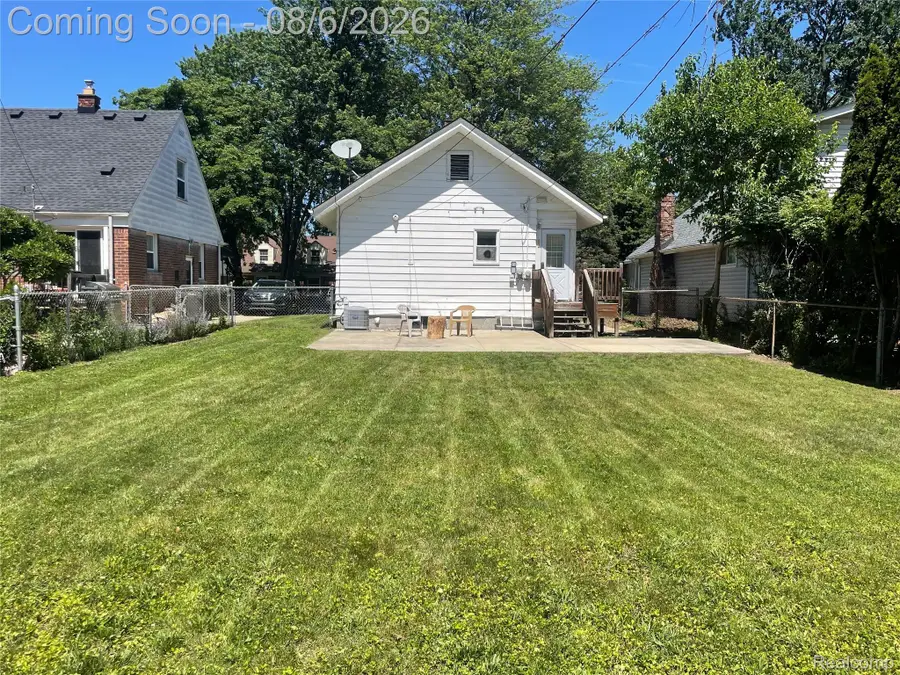 21553 Audette Street, Dearborn, MI 48124 - #2