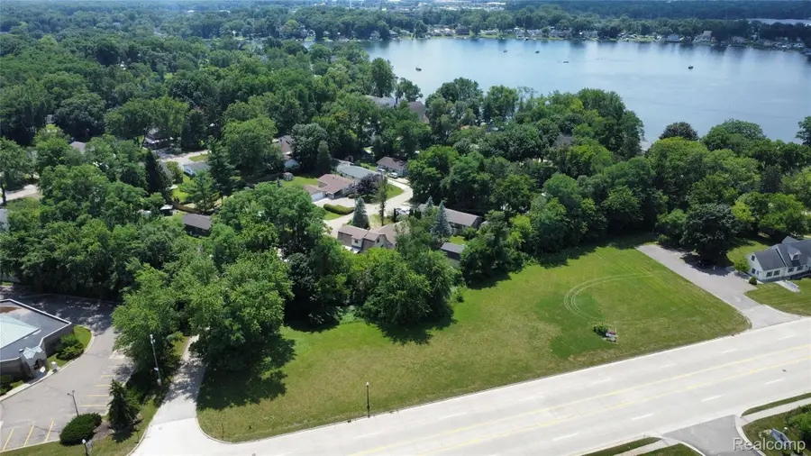 Grand River Vacant Land Grand River, Brighton, MI 48114 - #2