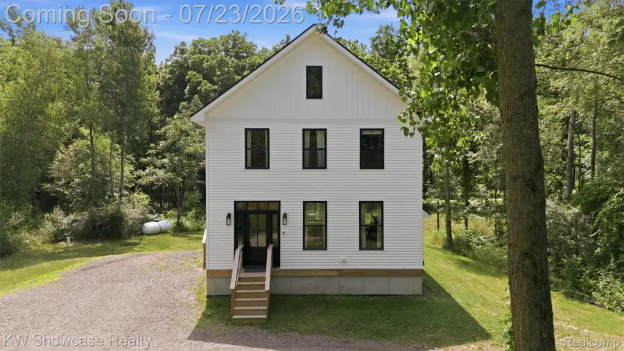 9725 Copper Ridge Drive, Fowlerville, MI 48836 - #3