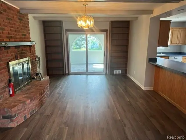 2555 Judy Lane, Utica, MI 48316 - #2