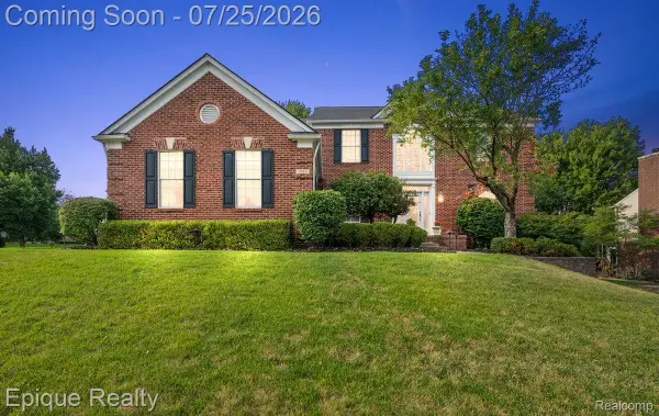 1909 Catlin Drive, Rochester, MI 48306