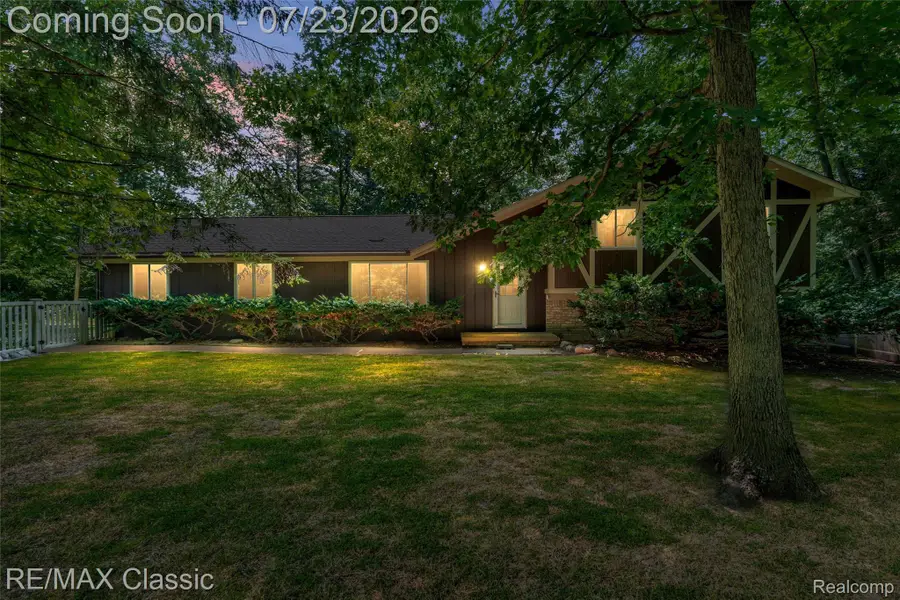 48155 9 Mile Road, Northville, MI 48167 - #2