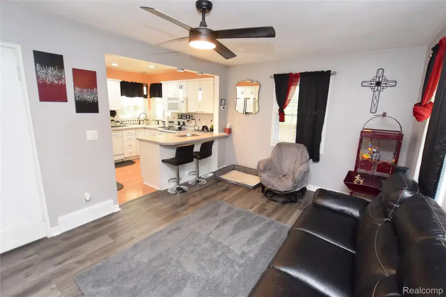 949 Barney Avenue, Flint, MI 48503 - #3