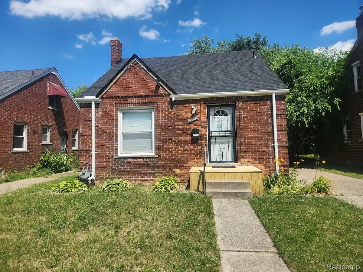 19552 Hamburg Street, Detroit, MI 48205 - #1